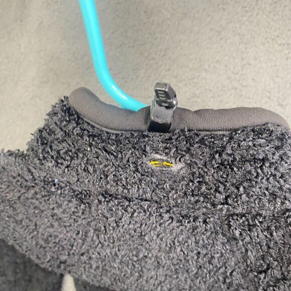 Mountain Hardwear Jacket Womens Small Full Zip Fleece Deep Pile Black USA Made - Picture 11 of 11